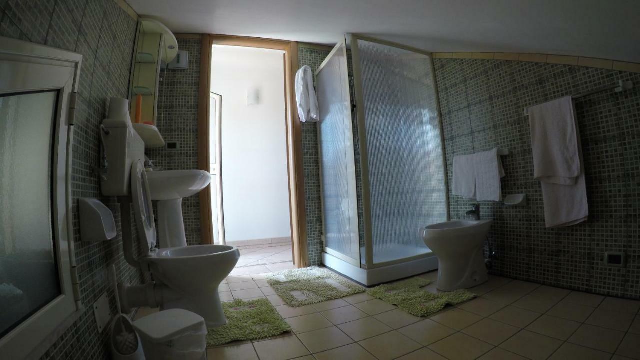 Villetta Gina Avola Luaran gambar