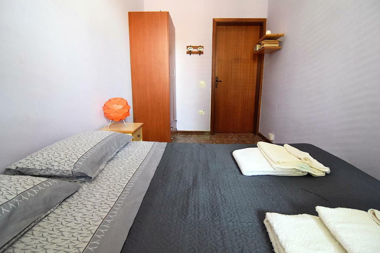 Villetta Gina Avola Luaran gambar
